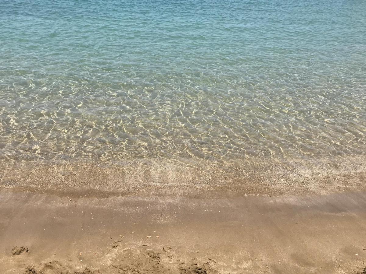 Seaside Luxury Villa Paralímni Eksteriør bilde