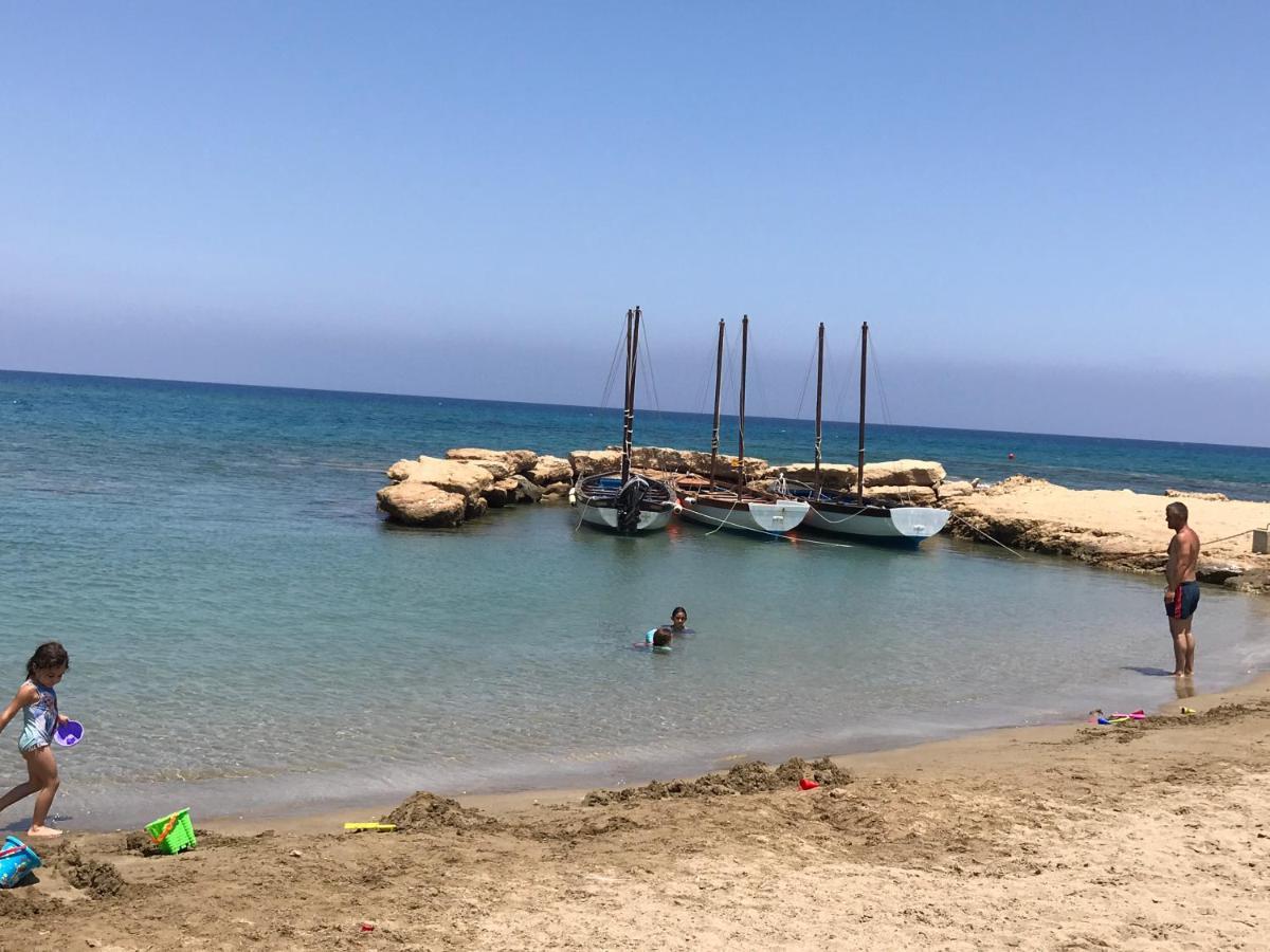 Seaside Luxury Villa Paralímni Eksteriør bilde
