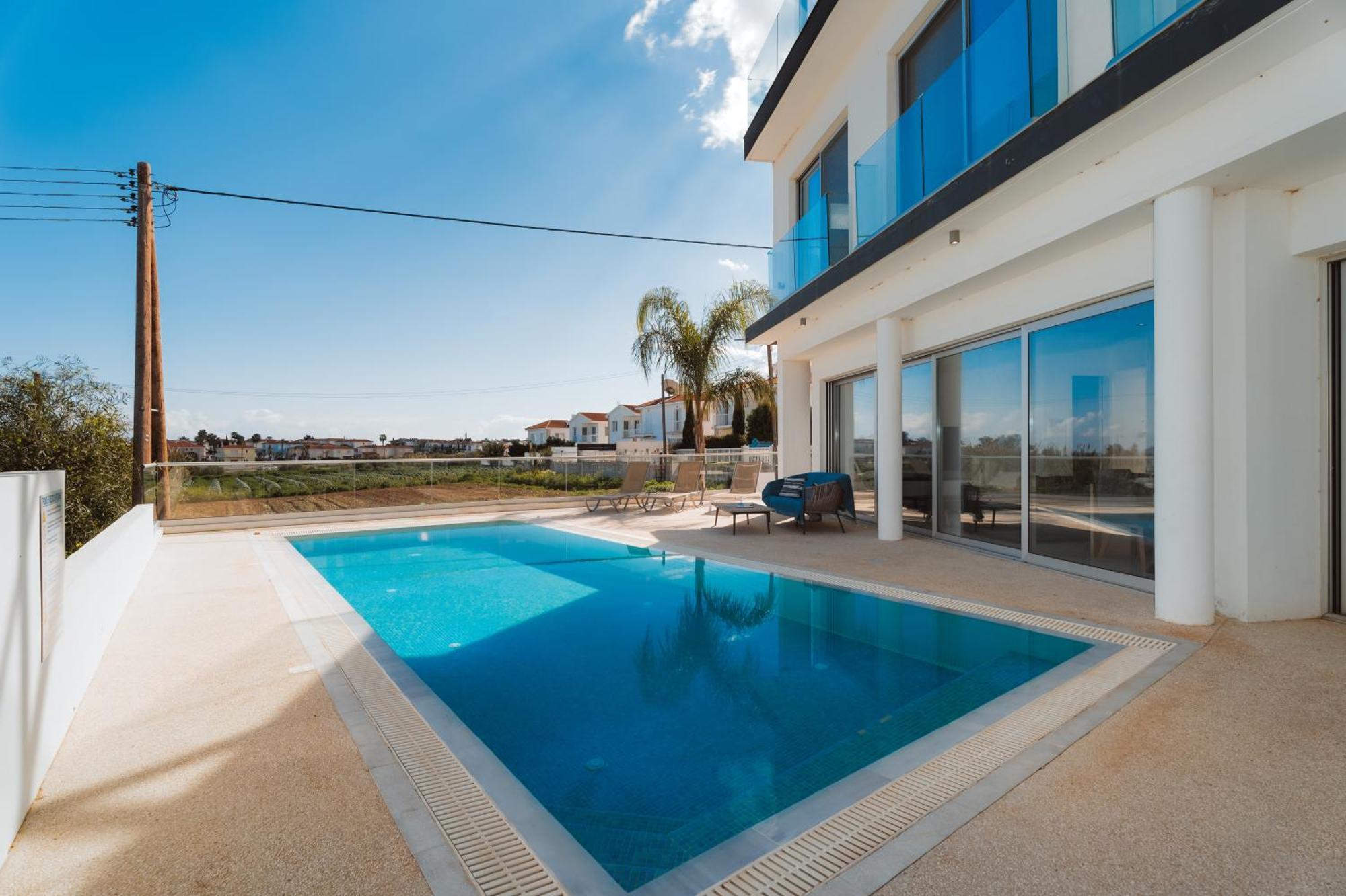 Seaside Luxury Villa Paralímni Eksteriør bilde