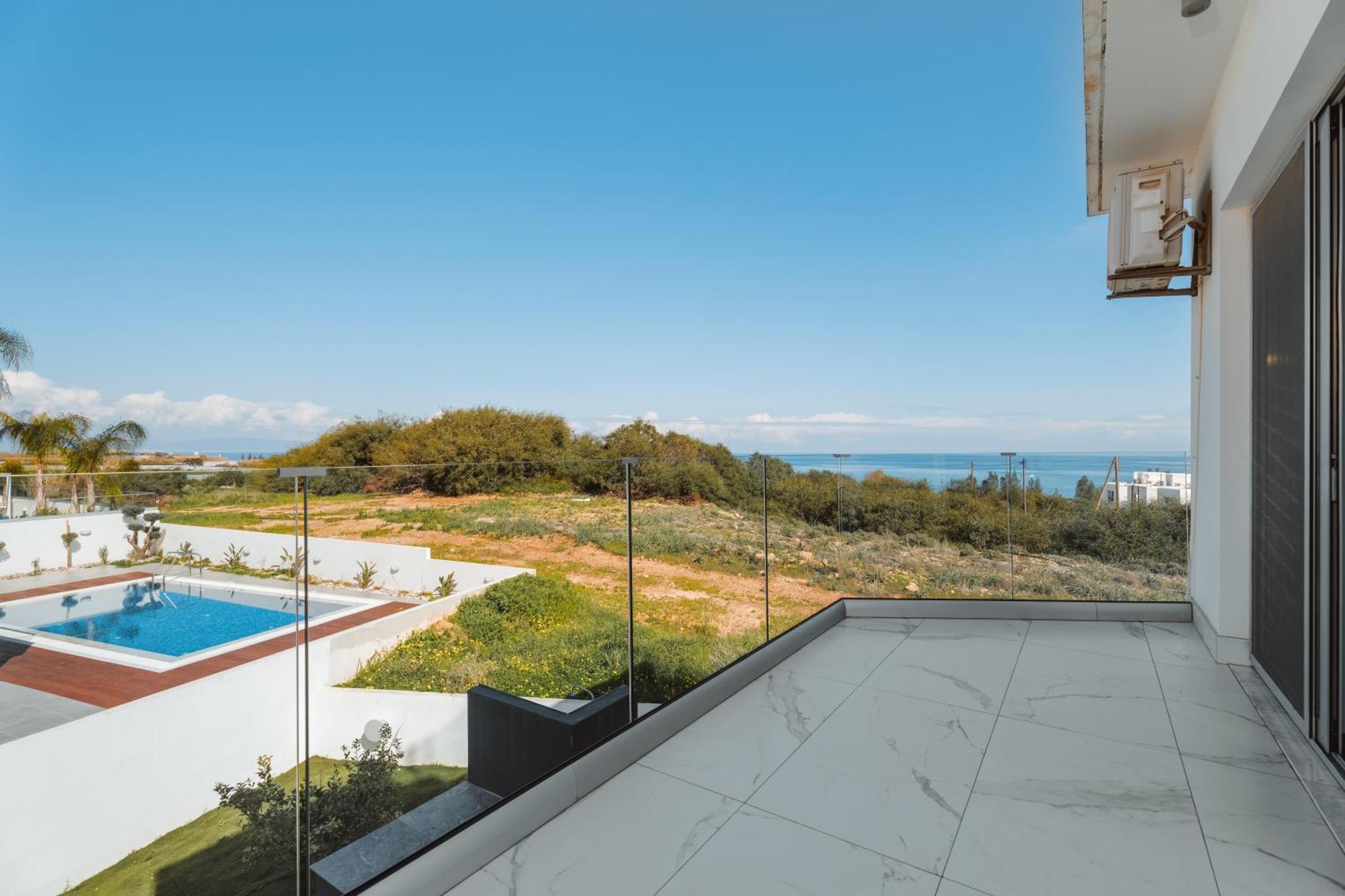 Seaside Luxury Villa Paralímni Eksteriør bilde